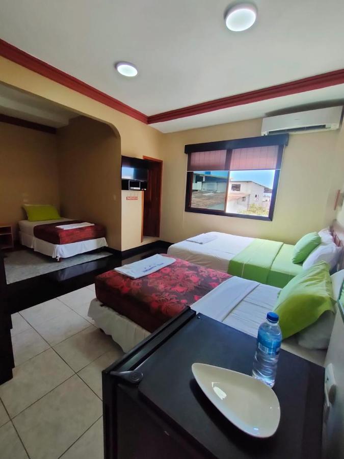 Hotel Los Algarrobos Пуэрто-Бакерисо-Морено Экстерьер фото