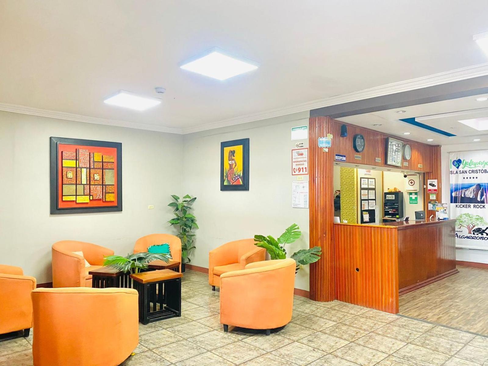 Hotel Los Algarrobos Пуэрто-Бакерисо-Морено Экстерьер фото